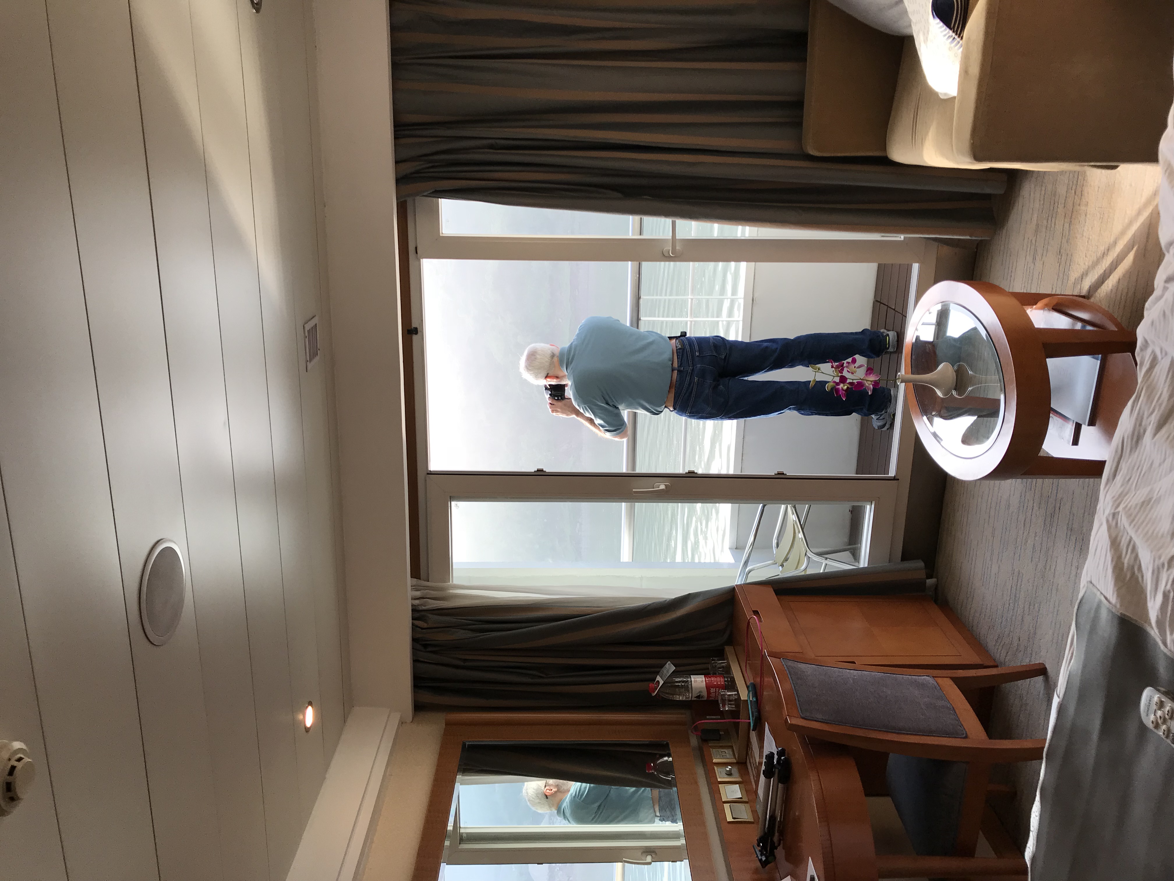 ./2018/03 - Viking China/16 - Shibaozhai/IMG_7441.JPG